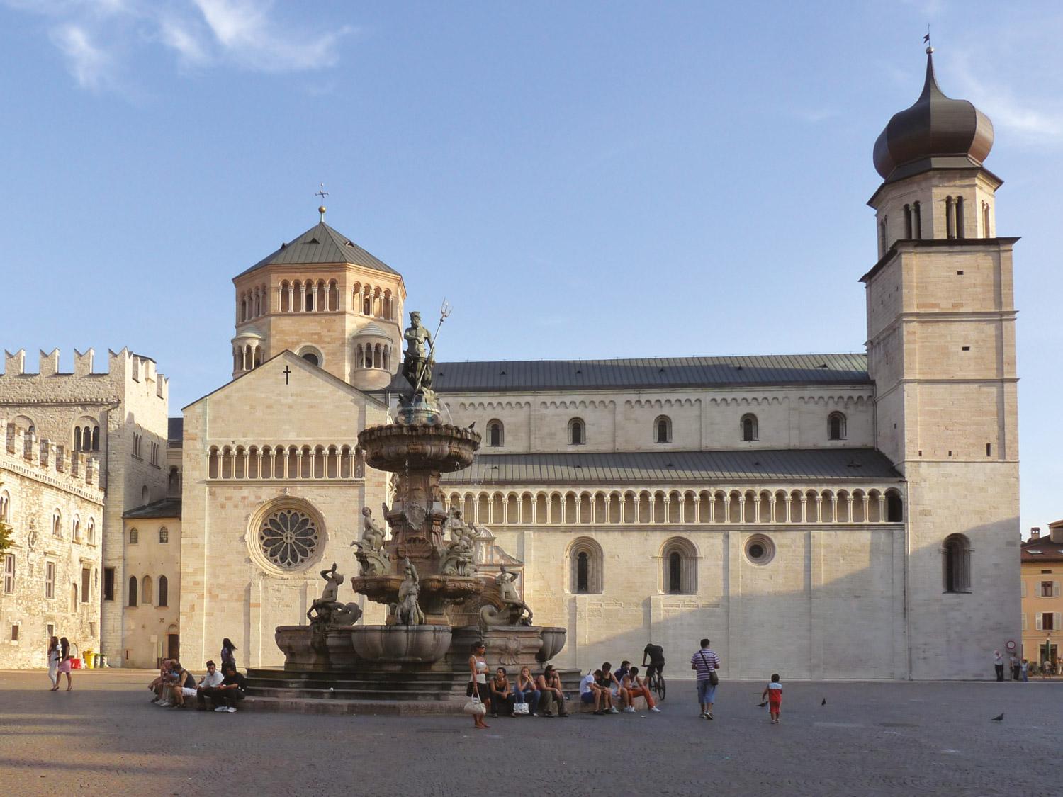 DUO-MO condensing warm air heater for Trento Cathedral